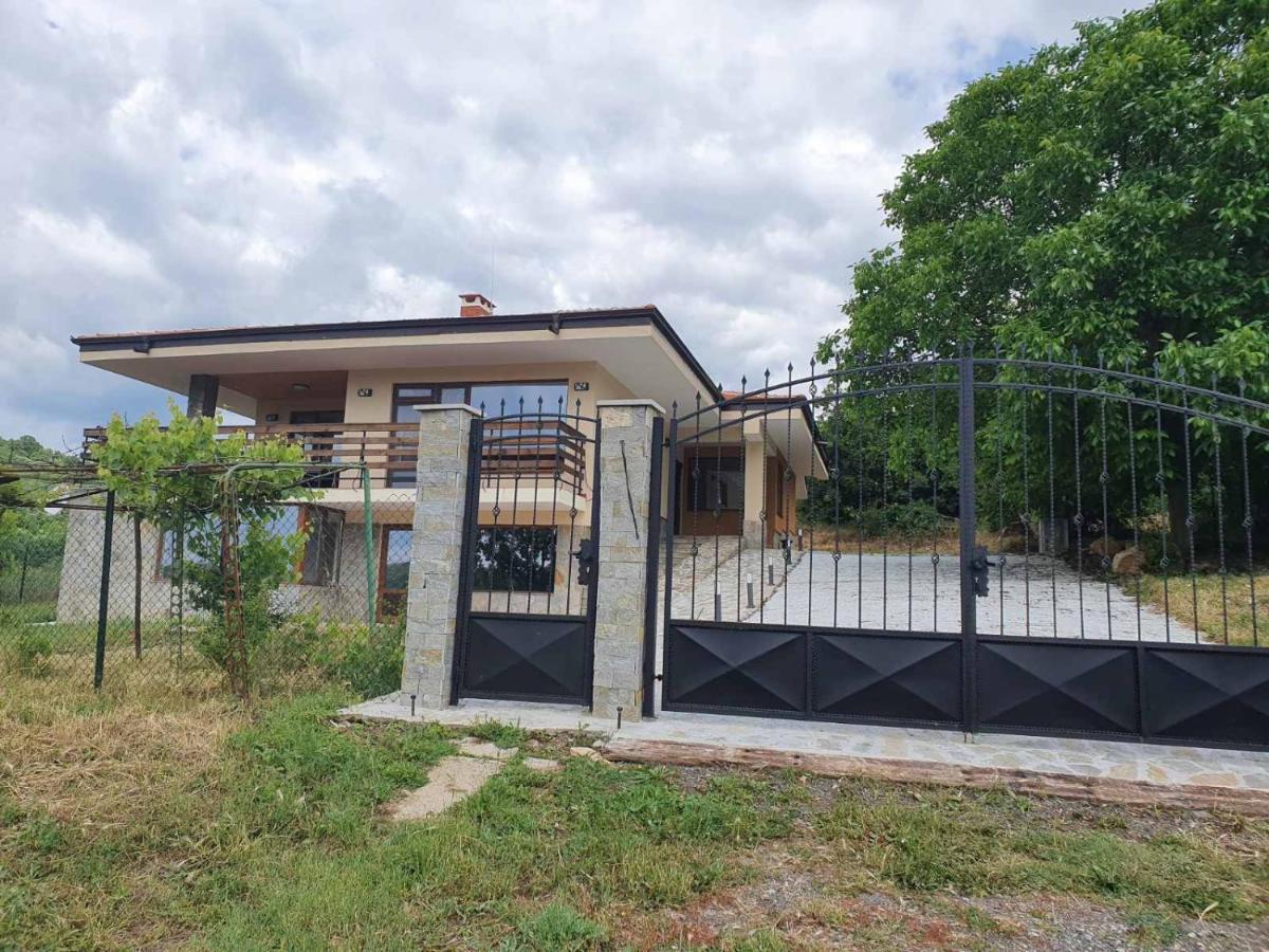 Luxury Villa Bella Lyaskovo Village מראה חיצוני תמונה